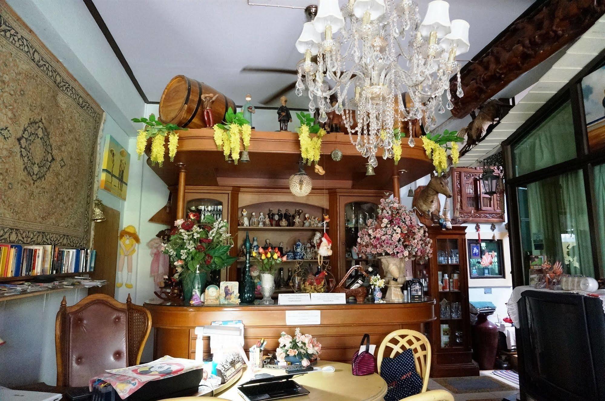 King'S Home Hua Hin Homestay Bagian luar foto